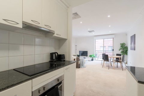 One Bedroom In Adelaideâ€™s East End FREE WIFI*Netflix*Parking - Accommodation Burleigh 17