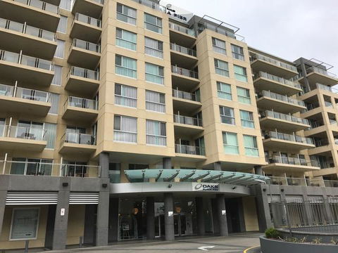 Glenelg Holiday Apartments-Pier - Accommodation Burleigh 0