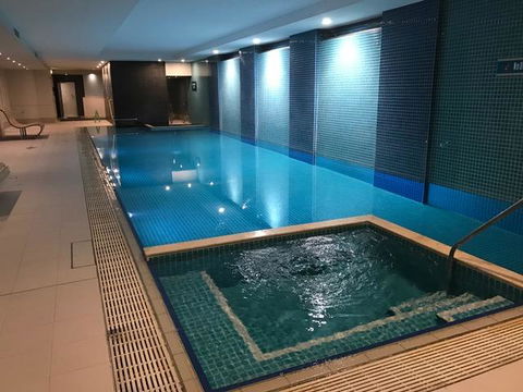 Glenelg Holiday Apartments-Pier - Accommodation Burleigh 9