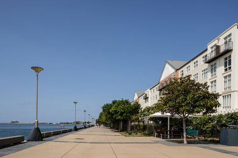 Rydges Newcastle - Accommodation Burleigh 4