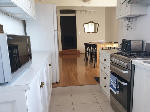 Hammond Apartments - Accommodation Burleigh 4
