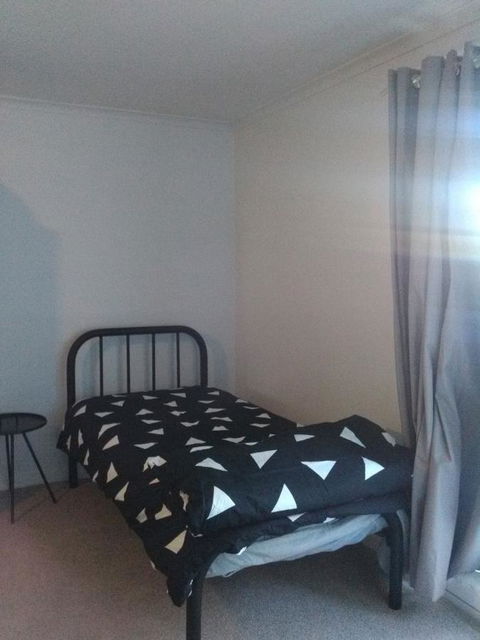 Hilltop Escape - Accommodation Burleigh 13