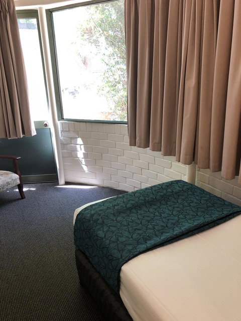 Greenways Apartments - Accommodation Burleigh 14