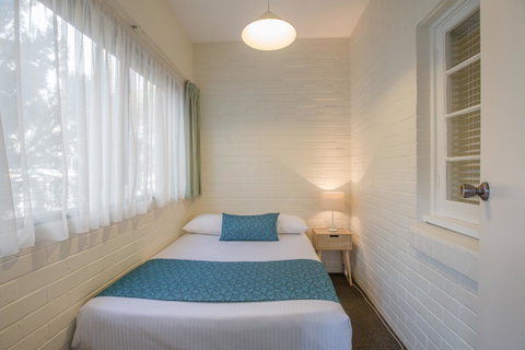 Greenways Apartments - Accommodation Burleigh 13