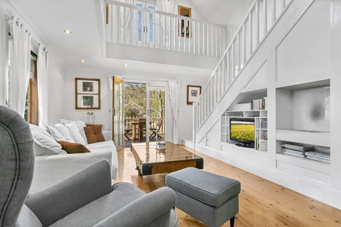 Aldgate Creek Cottage Bed And Breakfast - Accommodation Burleigh 13
