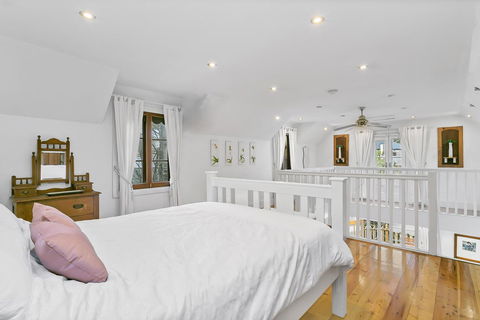 Aldgate Creek Cottage Bed And Breakfast - Accommodation Burleigh 10