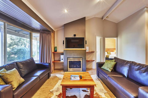 Eight Willows Retreat - Accommodation Burleigh 16