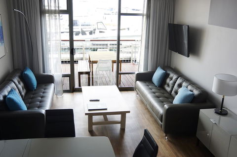 Oceanside 23 - Accommodation Burleigh 4