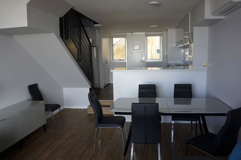 Oceanside 23 - Accommodation Burleigh 6