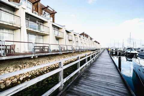 Oceanside 23 - Accommodation Burleigh 27