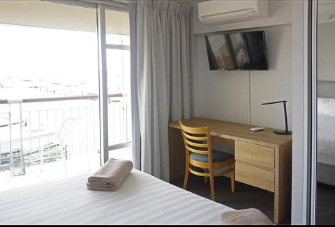 Oceanside 23 - Accommodation Burleigh 10
