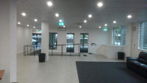Perth City Backpackers Hostel - Note - Valid Passport Required To Check In - Accommodation Burleigh 13