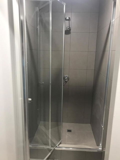 Perth City Backpackers Hostel - Note - Valid Passport Required To Check In - Accommodation Burleigh 15