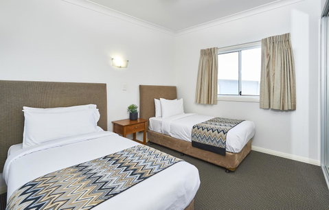 Harbour View Apartments - Accommodation Burleigh 4