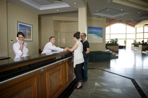 Abbey Beach Resort - Accommodation Burleigh 34