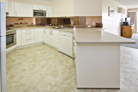 Abbey Beach Resort - Accommodation Burleigh 26