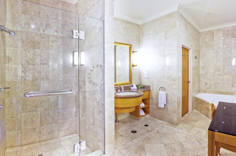 Duxton Hotel Perth - Accommodation Burleigh 3