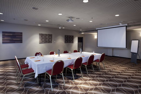 Ibis Perth - Accommodation Burleigh 38