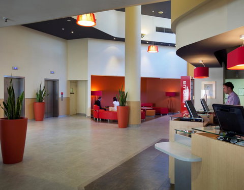 Ibis Perth - Accommodation Burleigh 26