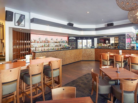 Ibis Perth - Accommodation Burleigh 40