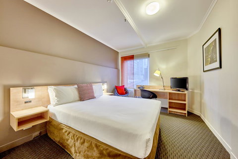 Ibis Perth - Accommodation Burleigh 15