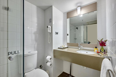 Ibis Perth - Accommodation Burleigh 1