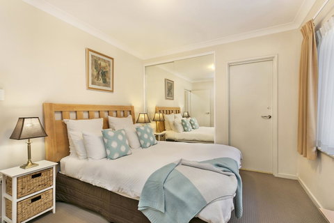 Perth Short Stays - Accommodation Burleigh 2