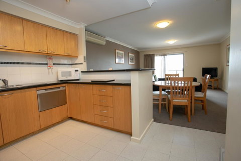 Perth Short Stays - Accommodation Burleigh 11