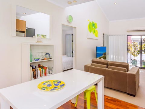 Home Apartment - Perth City Centre - Free WiFi - Accommodation Burleigh 6