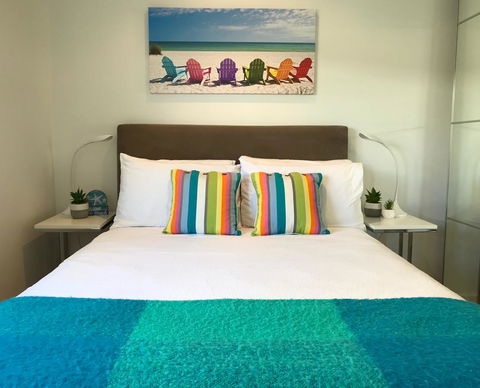 Cottesloe Beachfront Ocean View Apartment - Accommodation Burleigh 9