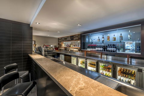 Oaks Perth Hotel - Accommodation Burleigh 25
