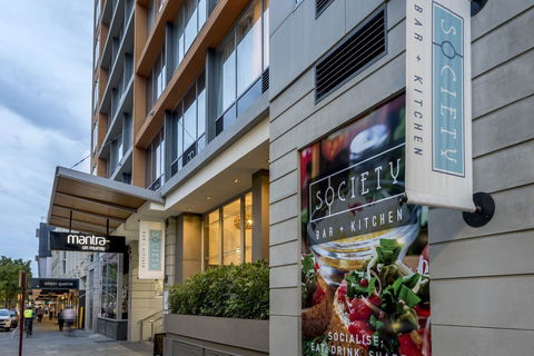 Oaks Perth Hotel - Accommodation Burleigh 29