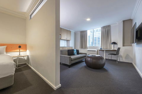 Oaks Perth Hotel - Accommodation Burleigh 11