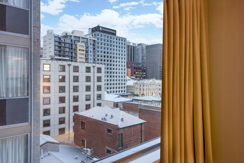 Oaks Perth Hotel - Accommodation Burleigh 16