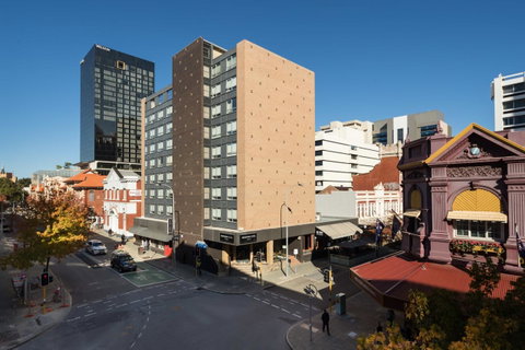 Pensione Hotel Perth - Accommodation Burleigh 21