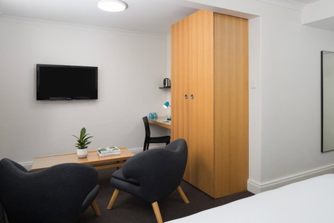 Pensione Hotel Perth - Accommodation Burleigh 1
