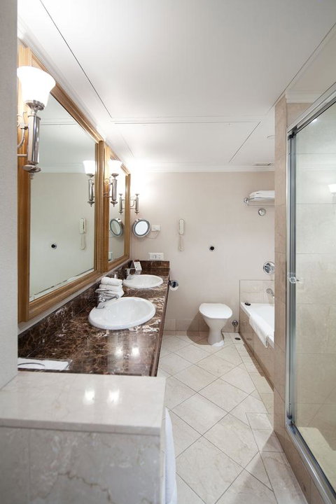 Parmelia Hilton Perth - Accommodation Burleigh 33