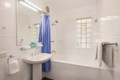 Broadwater Resort WA Tourism Awards 2024 Gold Winner - Accommodation Burleigh 30