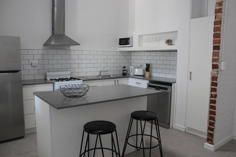 Captain\'s Heritage Cottage - Central Fremantle 2 Bedroom Historic Cottage - Accommodation Burleigh 5
