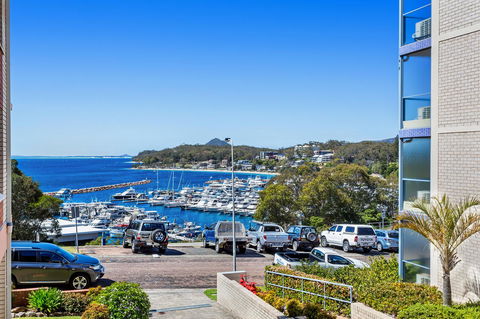 Laman Lodge, Unit 2, 15 Laman Street - Accommodation Burleigh 16