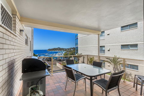 Laman Lodge, Unit 2, 15 Laman Street - Accommodation Burleigh 13