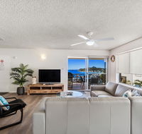 Laman Lodge Unit 2 15 Laman Street - Accommodation Burleigh
