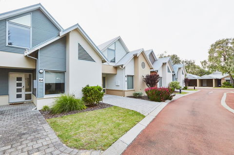 Cape View Beach Resort - Accommodation Burleigh 3