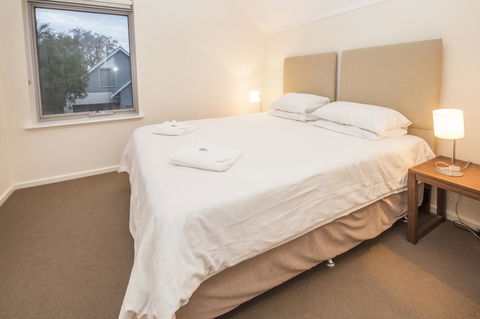 Cape View Beach Resort - Accommodation Burleigh 5