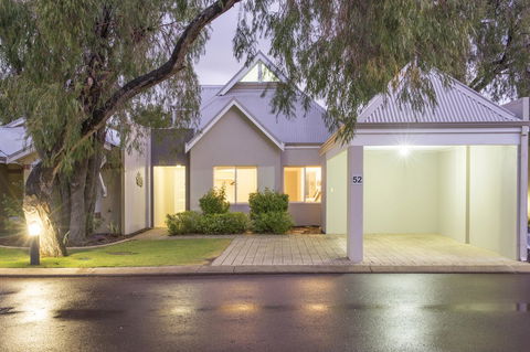 Cape View Beach Resort - Accommodation Burleigh 24