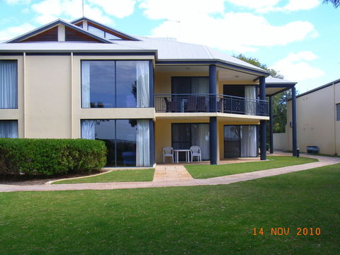 Cape View Beach Resort - Accommodation Burleigh 35