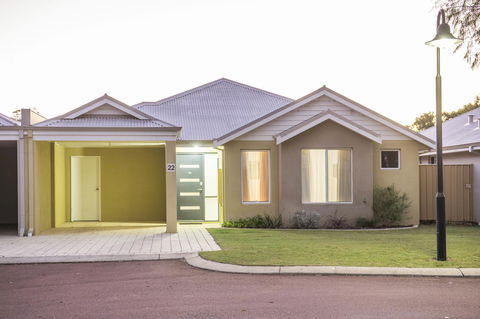 Cape View Beach Resort - Accommodation Burleigh 25