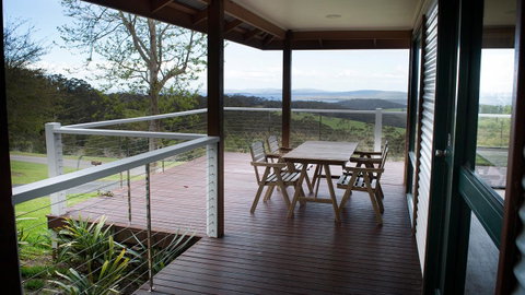 Karri Mia Chalets And Studios - Accommodation Burleigh 0