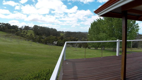 Karri Mia Chalets And Studios - Accommodation Burleigh 15