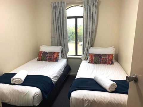 West Beach Lagoon 123 - Location & Views!!! - Accommodation Burleigh 4
